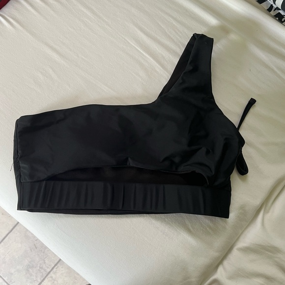 Two Piece Bathing Suit👙 - Picture 1 of 4